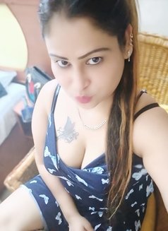 Genuine escort - escort in Candolim, Goa Photo 2 of 2