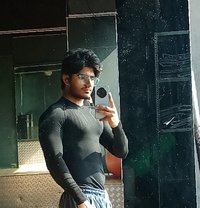 Veer - Male escort in New Delhi