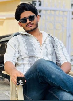 Veer - Male escort in New Delhi Photo 5 of 5
