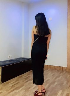 Monika - escort in Greater Noida Photo 2 of 2