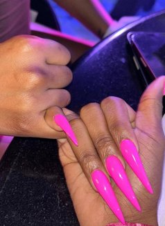 Veeslim - escort in Dubai Photo 6 of 7