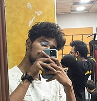 Vegapunk 24 - Acompañantes masculino in Mumbai