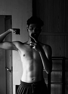 Vegapunk 24 - Male escort in Mumbai Photo 5 of 5
