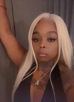 SEXY CHOCOLATE BIG BOOTY BLONDE COMING - escort in Tokyo Photo 1 of 7