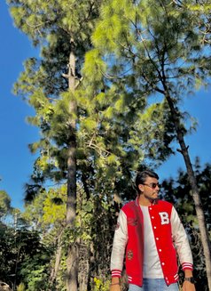 Velaura - Male escort in Chandigarh Photo 9 of 9