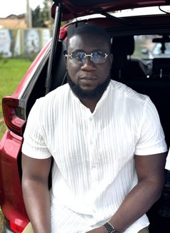 Veli - Acompañantes masculino in Accra Photo 3 of 3