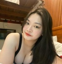 Vella - escort in Bali