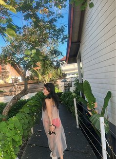 Vellina ' Reall - puta in Bali Photo 7 of 7