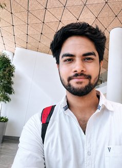 Velvet Aura - Male escort in Bangalore Photo 1 of 2