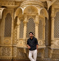 Velvet Aura - Male escort in Bangalore