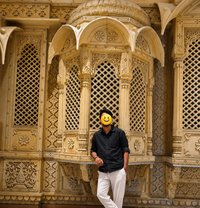 Velvet Aura - Male escort in Bangalore