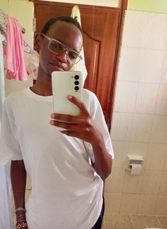 Velvet Boi - Male escort in Nairobi Photo 3 of 3