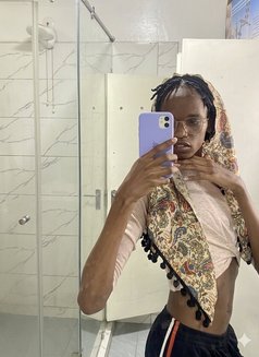 Velvet Boi - Male escort in Nairobi Photo 2 of 4