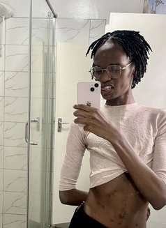 Velvet Boi - Male escort in Nairobi Photo 4 of 4