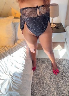 Velvet Mistress - dominatrix in Cairo Photo 3 of 4