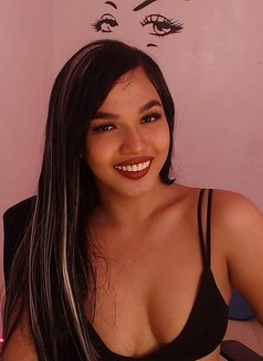 Velvet Rose - Transsexual escort in Davao Photo 2 of 6