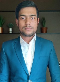 Velvet Touch M - Male adult performer in Kolkata Photo 1 of 6