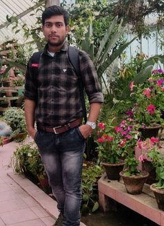 Velvet Touch M - Male adult performer in Kolkata Photo 5 of 6