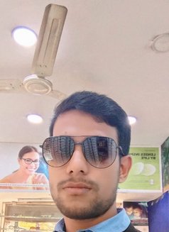 Velvet Touch M - Male adult performer in Kolkata Photo 6 of 6