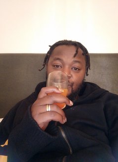 Velvet Vanna - Male escort in Nairobi Photo 11 of 15