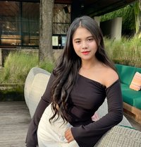 Velys new comer young girl sexy model - puta in Bali Photo 6 of 6