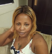 Vemno - escort agency in Tabuk