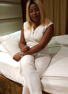 Vemno - escort agency in Tabuk Photo 5 of 8