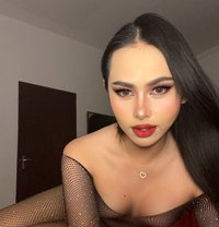 Vena69 - masseuse in Doha Photo 8 of 11