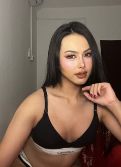 Vena69 - masseuse in Doha Photo 11 of 13