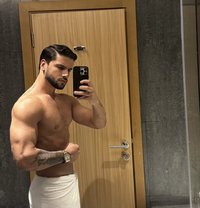 Vendome Couple/ladies/man - Male escort in Dubai