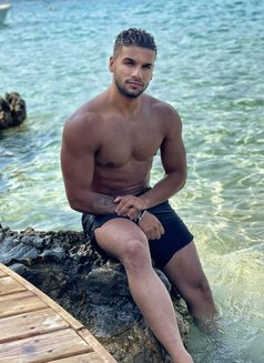 Vendome Couple/ladies/man - Male escort in Dubai Photo 6 of 16