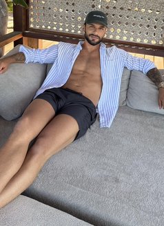 Vendome Couple/ladies/man - Male escort in Dubai Photo 12 of 16