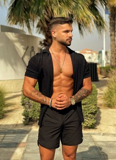 Vendome Couple/ladies/man - Male escort in Dubai Photo 3 of 16