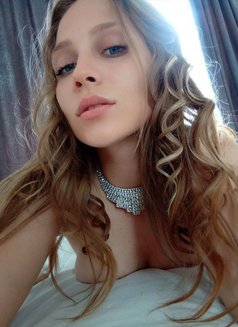 Venera - escort in Dubai Photo 5 of 7