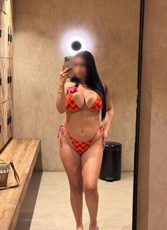 Venera - escort in Barcelona Photo 1 of 8