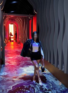 Venera - escort in Barcelona Photo 4 of 8