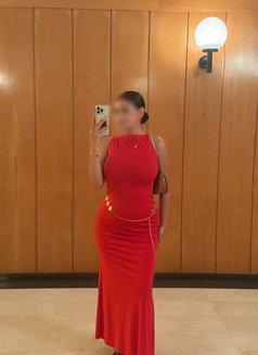 Venera - escort in Barcelona Photo 5 of 8