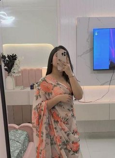 Veni Kerala Beautifull Young Girl - escort in Riyadh Photo 2 of 2