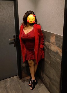 Veni Malayali Girl for Real Fun - escort in Doha Photo 2 of 2