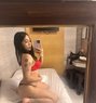 Venice - Acompañantes transexual in Manila Photo 9 of 12