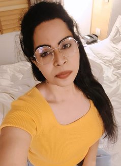 Venilla - Transsexual escort in Chennai Photo 9 of 10