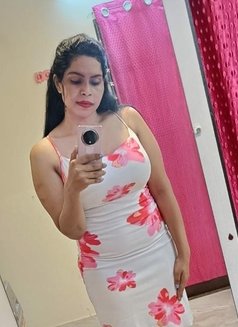 Venilla swety - Transsexual escort in Chennai Photo 7 of 7