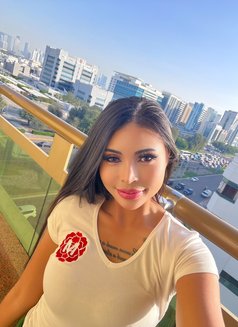 Venis - escort in Abu Dhabi Photo 8 of 14