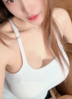 Venisha - escort in Jakarta Photo 8 of 10