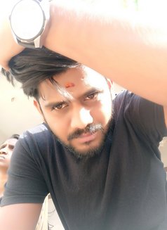 Venkatesh - Acompañantes masculino in Bangalore Photo 3 of 4