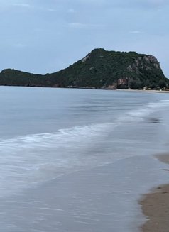 Venkyking - Male adult performer in Maldives Photo 4 of 6