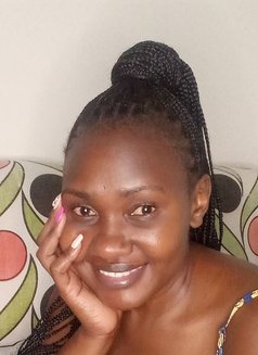 Venna - escort in Nairobi Photo 3 of 5