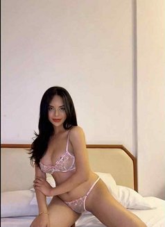 Venna High Class Escort - escort in Chennai Photo 2 of 12