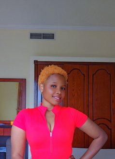 Vennesa - escort in Al Juffair Photo 2 of 3