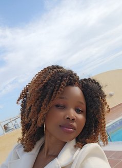 Vennesa - escort in Al Juffair Photo 1 of 2